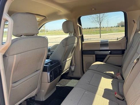 Used 2018 Ford F150 XLT w/ Equipment Group 302A Luxury AWD/4WD image 33
