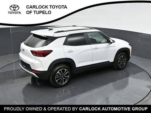 Used 2025 Chevrolet TrailBlazer LT AWD/4WD image 38