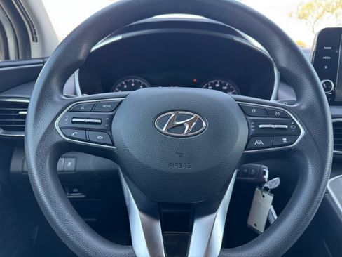 Used 2023 Hyundai Santa Fe SE AWD/4WD image 9