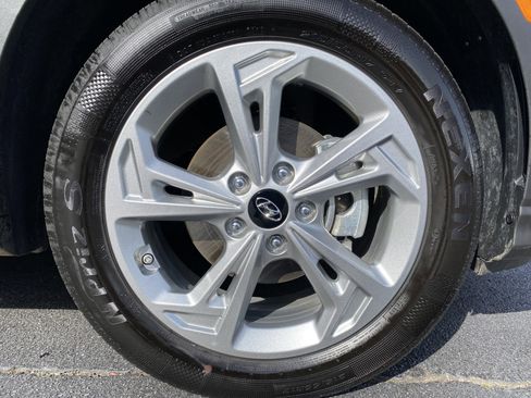 Used 2023 Hyundai Kona SEL w/ Convenience Package image 13