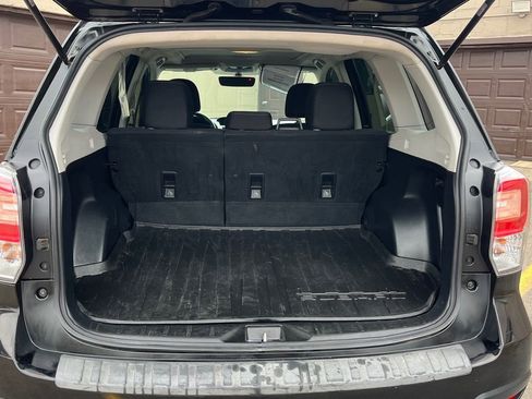 Used 2018 Subaru Forester 2.5i Premium w/ All-Weather Package image 22