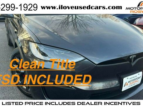 Used 2024 Tesla Model X Plaid image 1