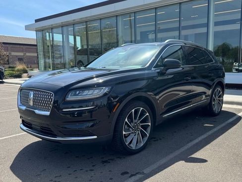 Certified 2022 Lincoln Nautilus Reserve w/ Equipment Group 201A AWD/4WD image 3