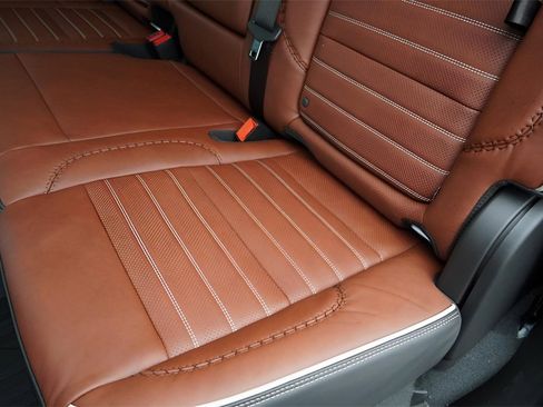 New 2026 GMC Sierra 2500 Denali Ultimate w/ Max Trailering Package image 36