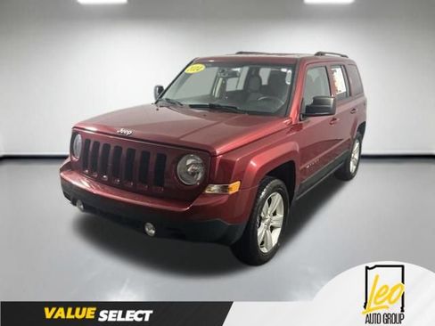 Used 2014 Jeep Patriot Sport w/ Power Value Group AWD/4WD image 1