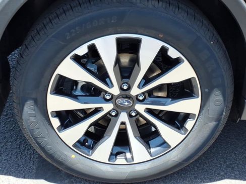 Used 2017 Subaru Outback 2.5i Limited AWD/4WD image 10