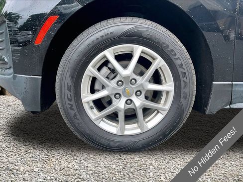 Used 2022 Chevrolet Equinox LS AWD/4WD image 8
