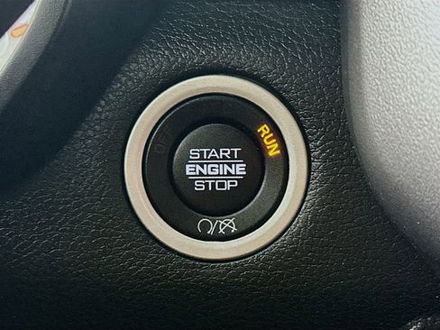 Used 2022 RAM 2500 Big Horn image 27