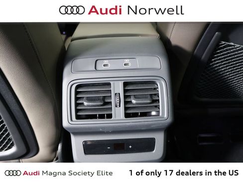 Used 2025 Audi Q5 Premium Plus w/ Premium Plus AWD/4WD image 24