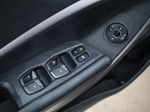 Used 2013 Hyundai Santa Fe Sport 2.0T image 16