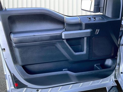 Used 2016 Ford F150 XLT w/ Equipment Group 302A Luxury image 21