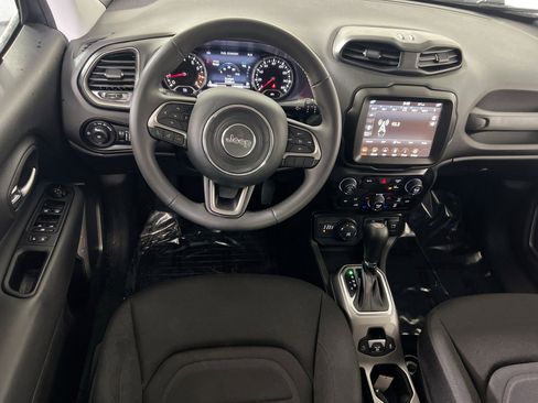 Used 2022 Jeep Renegade Latitude image 20