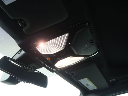 New 2026 BMW 330i Sedan image 21