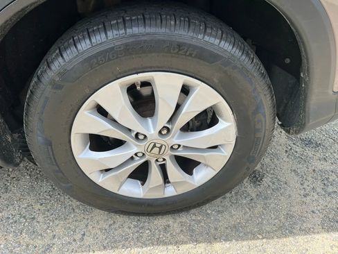 Used 2013 Honda CR-V EX image 29
