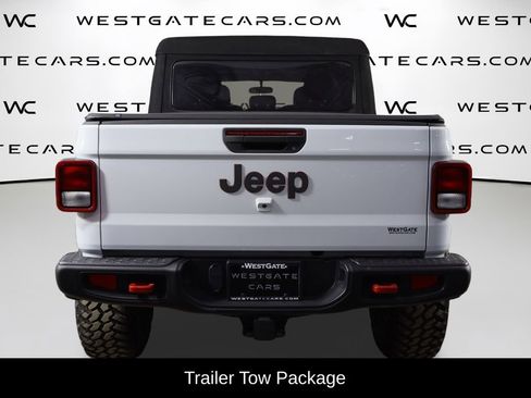 Used 2020 Jeep Gladiator Rubicon w/ Cold Weather Group image 4