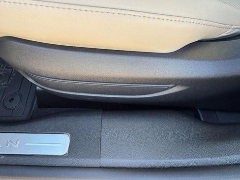New 2026 Lincoln Corsair Reserve AWD/4WD image 16