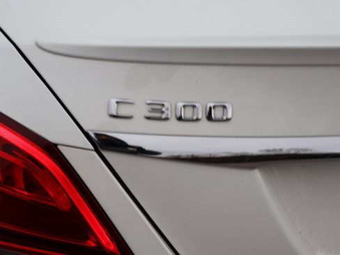 Used 2016 Mercedes-Benz C 300 4MATIC Sedan image 15
