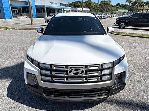 Used 2025 Hyundai Santa Cruz SEL FWD image 8