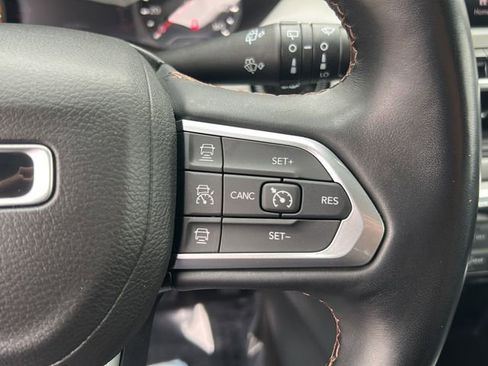 Used 2022 Jeep Compass Limited w/ Sun and Sound Group image 24