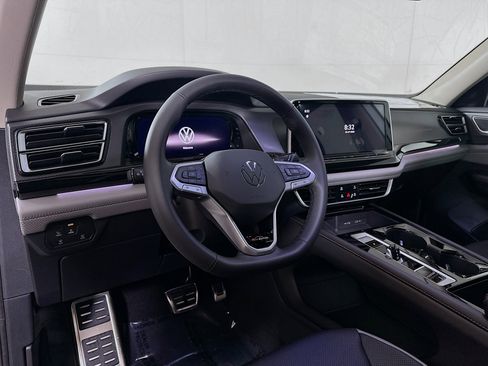 New 2026 Volkswagen Atlas Peak Edition AWD/4WD image 9