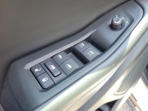 Used 2024 Jeep Grand Cherokee Laredo X AWD/4WD image 16