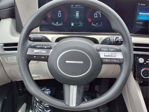 Used 2025 Hyundai Tucson SEL FWD image 20