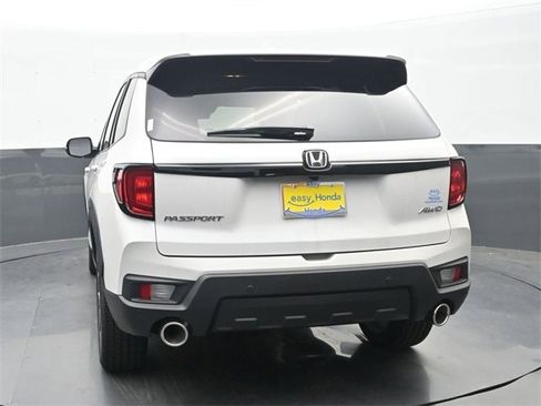 New 2025 Honda Passport EX-L image 6