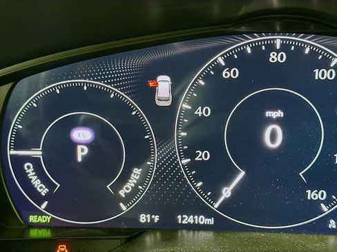 Used 2024 MAZDA CX-90 Plug-In Hybrid w/ Preferred AWD/4WD image 19