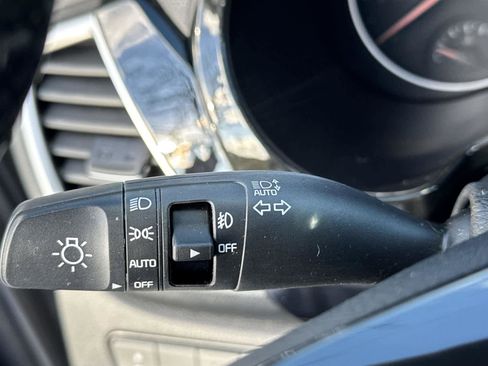 Used 2023 Kia Seltos EX image 25