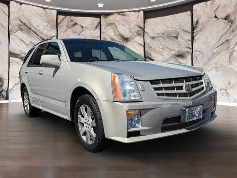 Used 2008 Cadillac SRX 2WD V8 w/ Utility Package image 3