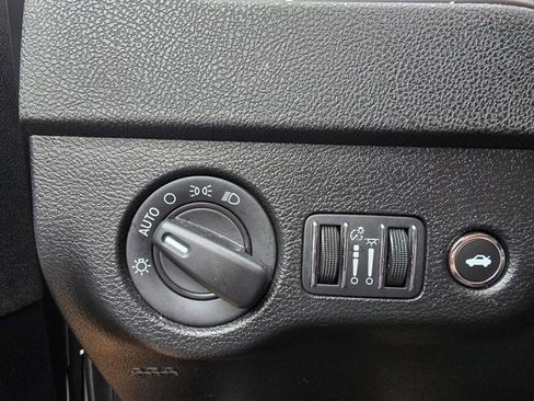 Used 2023 Dodge Charger SXT image 22