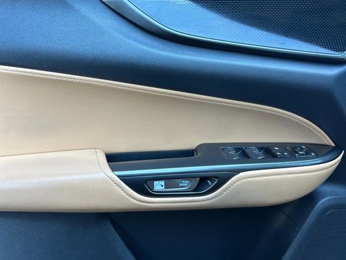 Used 2024 Lexus NX 250 FWD image 11