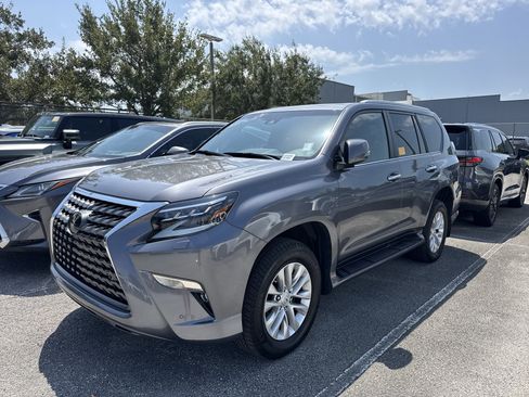Certified 2023 Lexus GX 460 Premium w/ Premium Plus Package AWD/4WD image 4