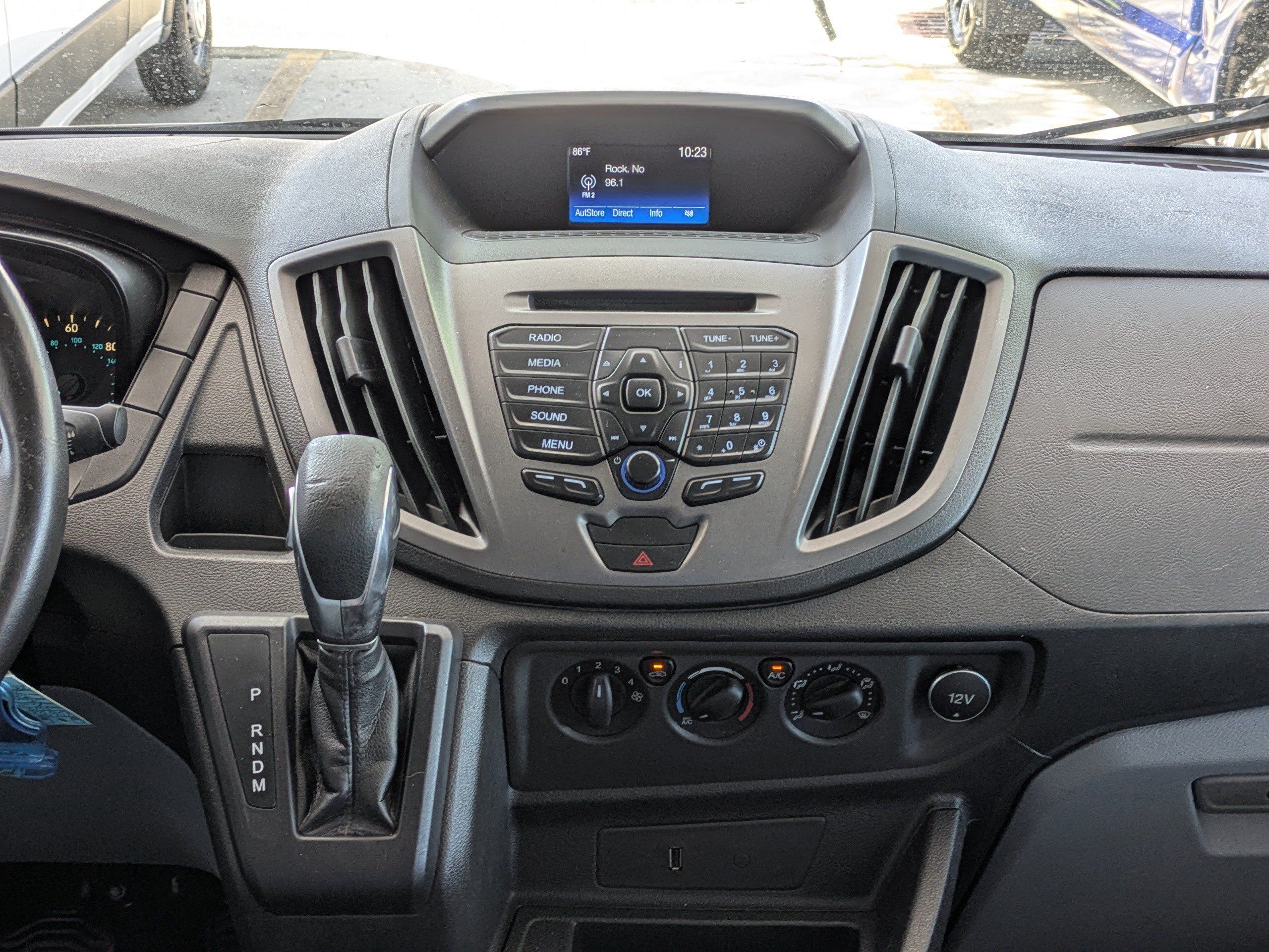 Used 2019 Ford Transit 150 XL RWD image 18