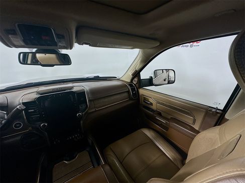 Used 2020 RAM 3500 Limited image 11