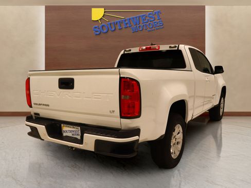 Used 2022 Chevrolet Colorado LT w/ Fleet Safety Package image 4