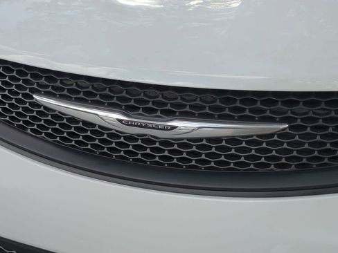 New 2026 Chrysler Voyager LX image 12
