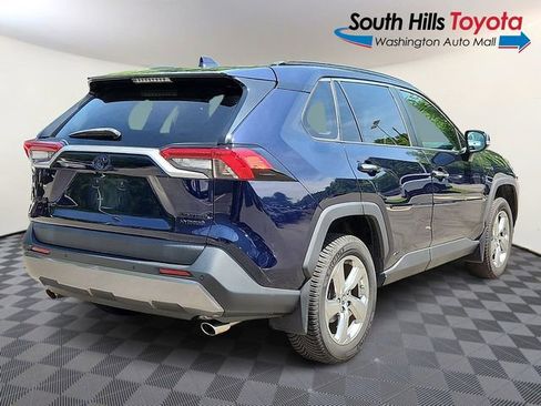 Used 2019 Toyota RAV4 Limited w/ Carpet Mat Package AWD/4WD image 6