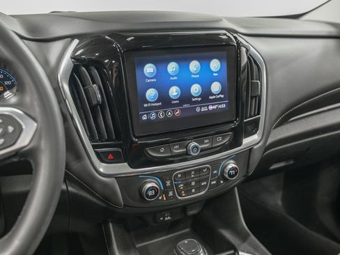 Used 2020 Chevrolet Traverse LT w/ LT Premium Package image 22