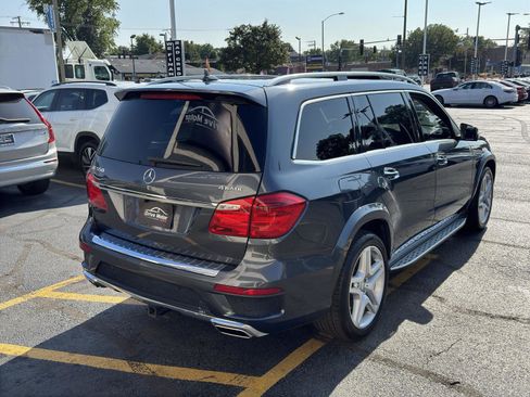 Used 2015 Mercedes-Benz GL 550 4MATIC w/ Accessory Chrome Package image 14