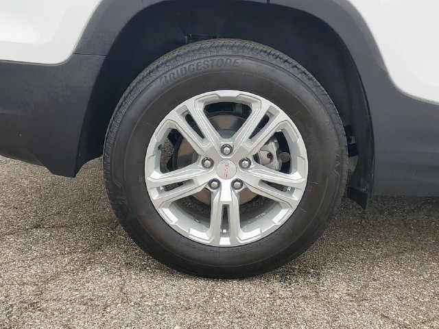 Used 2024 GMC Terrain SLE w/ Driver Convenience Package AWD/4WD image 5