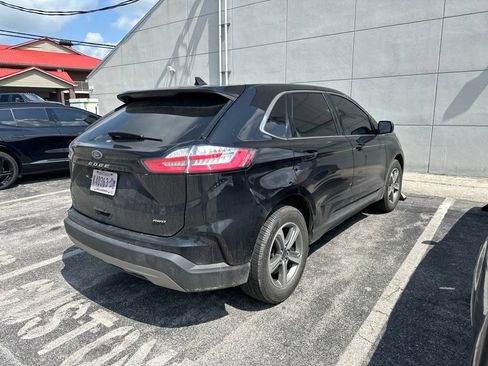 Used 2022 Ford Edge SEL w/ Convenience Package AWD/4WD image 3