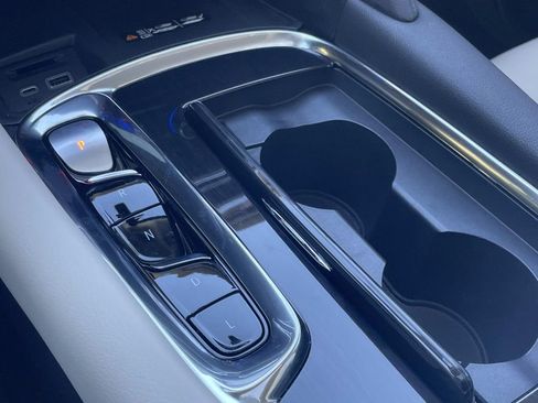 Used 2023 Buick Enclave Essence w/ Experience Buick Package image 26