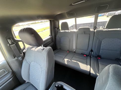 Certified 2025 RAM 1500 Big Horn image 24