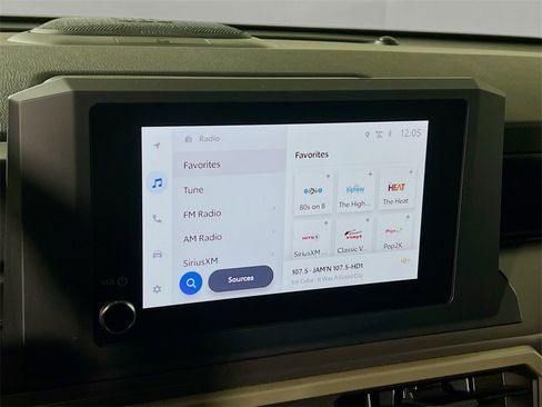 Certified 2025 Toyota Tacoma SR5 image 14