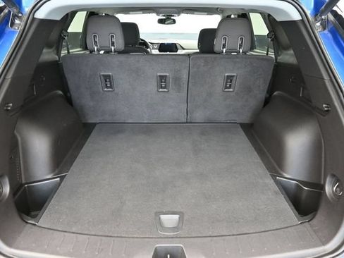 Used 2019 Chevrolet Blazer LT FWD image 28