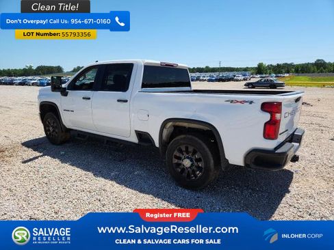 Used 2023 Chevrolet Silverado 2500 Custom w/ Custom Value Package AWD/4WD image 3