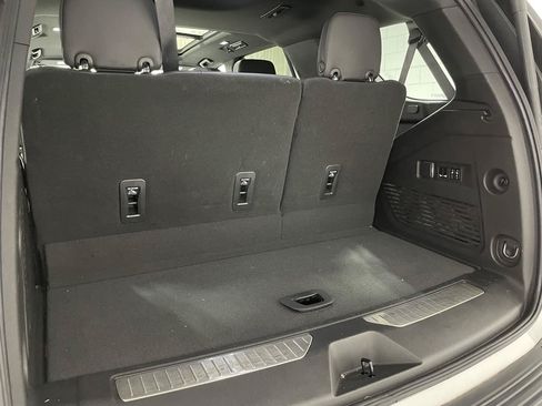 Used 2023 Chevrolet Tahoe RST w/ Sport Performance Package AWD/4WD image 19