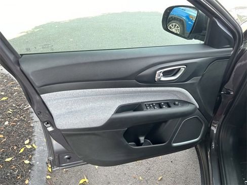 Used 2024 Jeep Compass Latitude w/ Convenience Group image 45