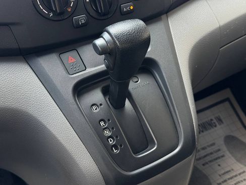 Used 2018 Nissan NV200 SV FWD image 24